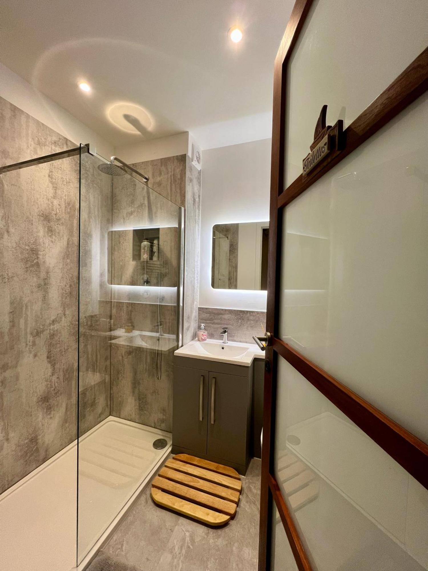 Stunning Victorian Mansion Apartment - Hosted By Agf Property - Free Parking Upon Request Okręg wyborczy Hove Zewnętrze zdjęcie